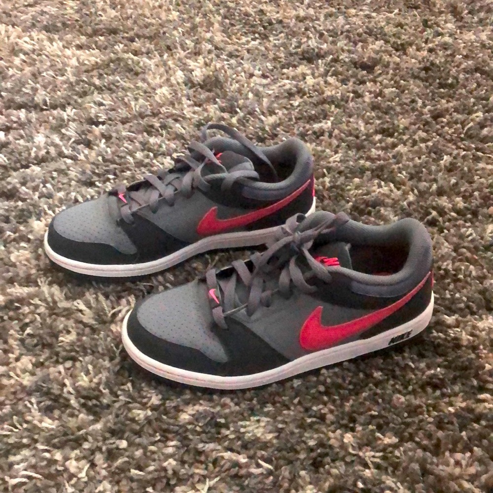 Nike shoes